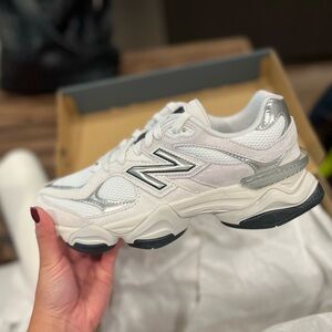 New balance 9060